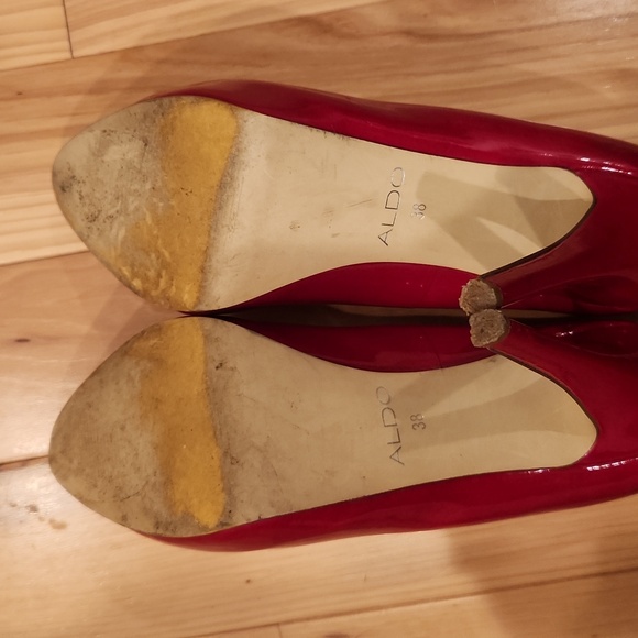 Aldo cherry red, patent, platform stilettos, very good condition! - Picture 7 of 8